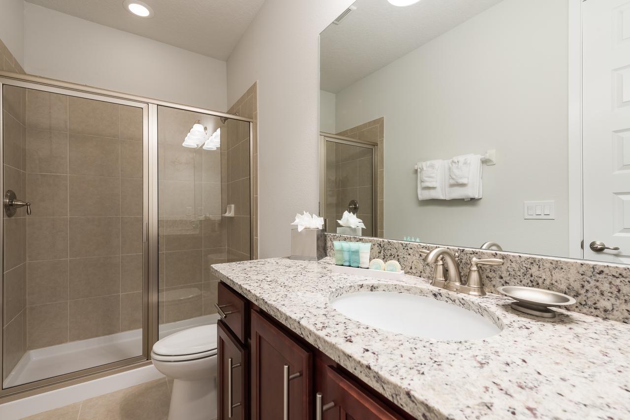 Alluring Home By Rentyl With Private Pool Near Disney - 310P Orlando Exterior photo